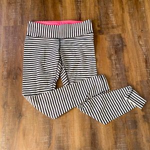 Lululemon wunder under striped legging size 10